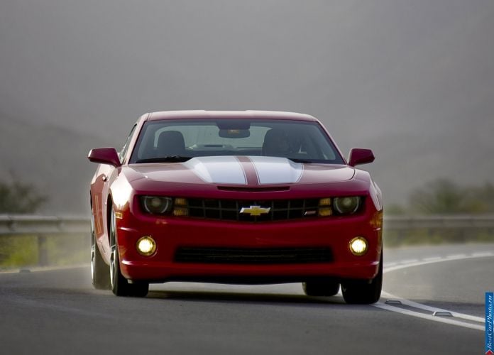2010 Chevrolet Camaro SS - фотография 33 из 161 2010 Chevrolet Camaro SS - фотография 33 из 161