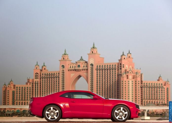 2010 Chevrolet Camaro SS - фотография 46 из 161