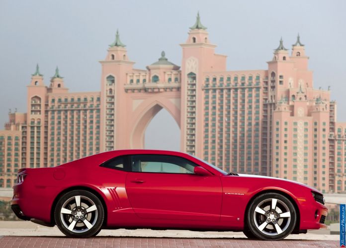 2010 Chevrolet Camaro SS - фотография 56 из 161