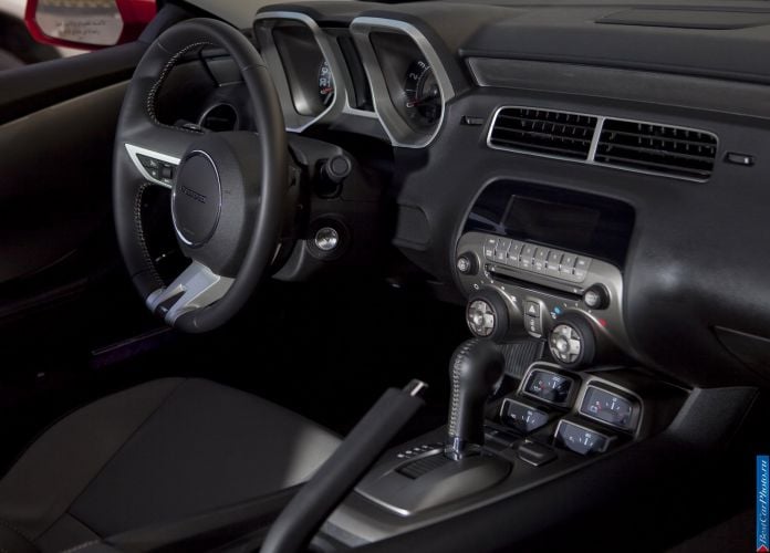2010 Chevrolet Camaro SS - фотография 90 из 161 2010 Chevrolet Camaro SS - фотография 90 из 161