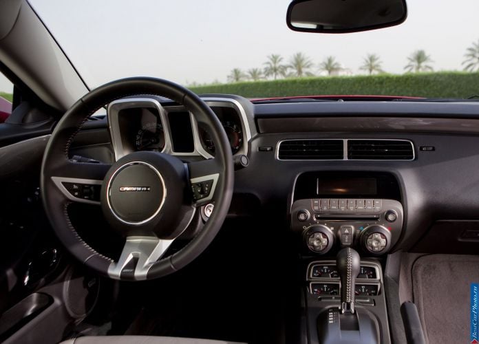 2010 Chevrolet Camaro SS - фотография 91 из 161