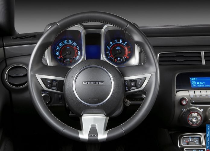 2010 Chevrolet Camaro SS - фотография 92 из 161