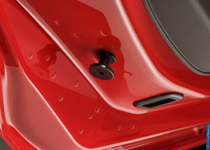 2010 Chevrolet Camaro SS - фотография 120 из 161