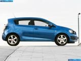 chevrolet_2011-aveo_1600x1200_023.jpg