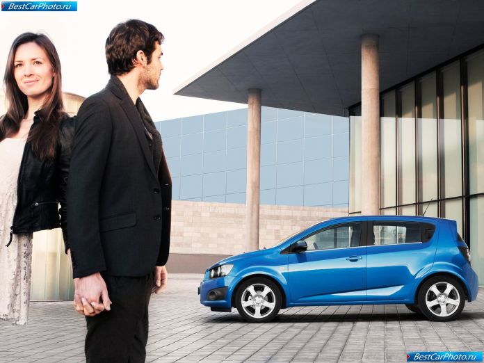 2011 Chevrolet Aveo - фотография 27 из 63