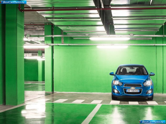 2011 Chevrolet Aveo - фотография 38 из 63