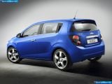chevrolet_2011-aveo_1600x1200_041.jpg