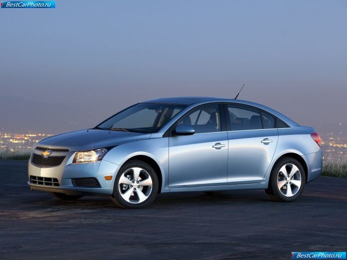 2011 Chevrolet Cruze - фотография 9 из 147 2011 Chevrolet Cruze - фотография 9 из 147