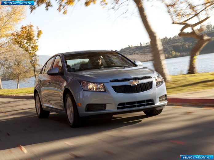 2011 Chevrolet Cruze - фотография 14 из 147 2011 Chevrolet Cruze - фотография 14 из 147
