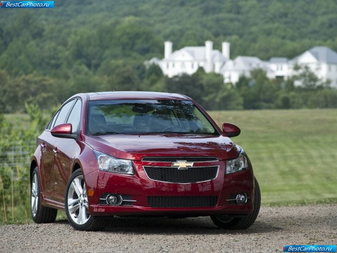 2011 Chevrolet Cruze - фотография 36 из 147