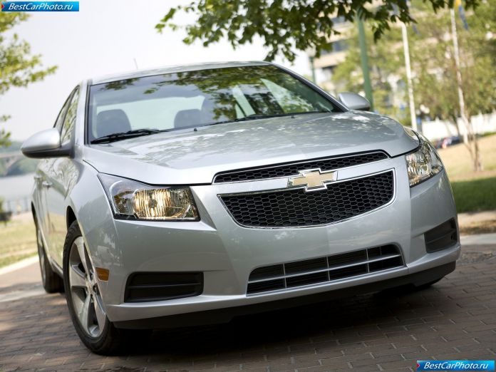 2011 Chevrolet Cruze - фотография 45 из 147