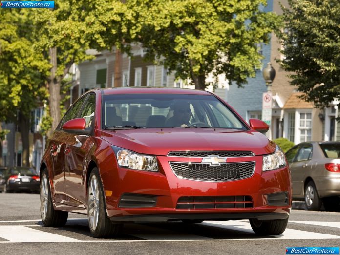 2011 Chevrolet Cruze - фотография 54 из 147