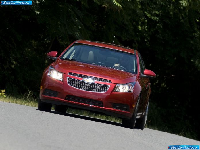 2011 Chevrolet Cruze - фотография 70 из 147 2011 Chevrolet Cruze - фотография 70 из 147