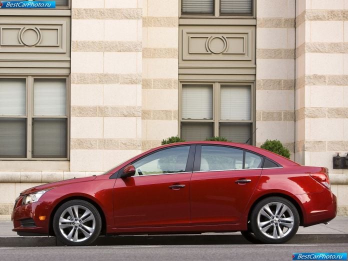 2011 Chevrolet Cruze - фотография 76 из 147 2011 Chevrolet Cruze - фотография 76 из 147