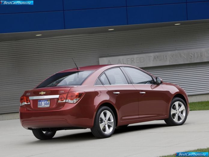 2011 Chevrolet Cruze - фотография 90 из 147 2011 Chevrolet Cruze - фотография 90 из 147