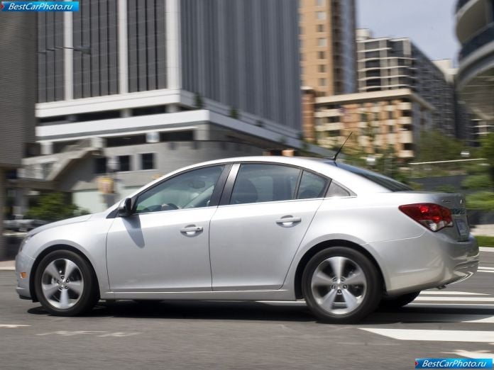2011 Chevrolet Cruze - фотография 97 из 147 2011 Chevrolet Cruze - фотография 97 из 147