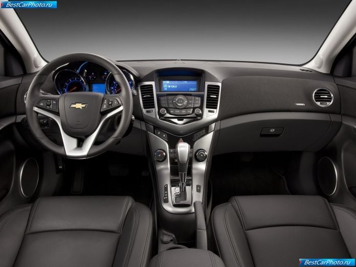 2011 Chevrolet Cruze - фотография 110 из 147
