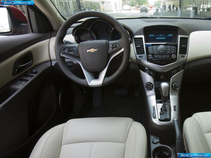 2011 Chevrolet Cruze - фотография 112 из 147