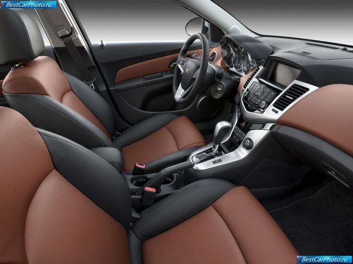 2011 Chevrolet Cruze - фотография 117 из 147