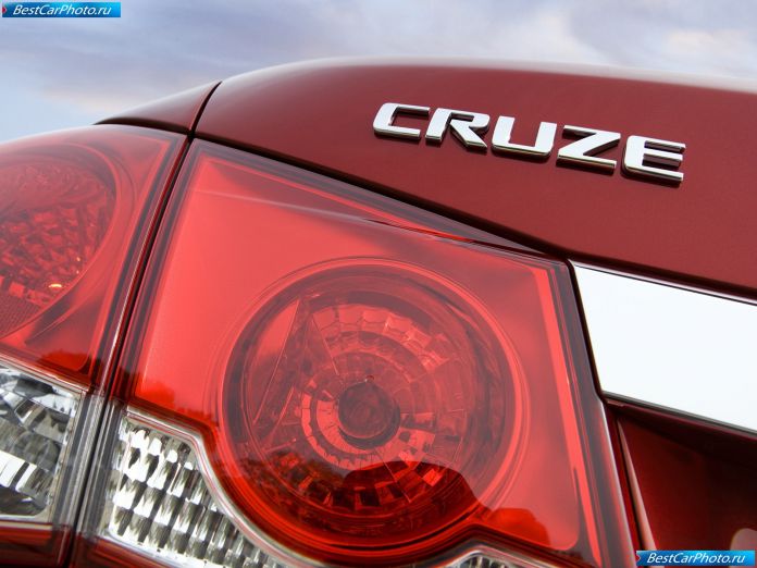 2011 Chevrolet Cruze - фотография 128 из 147