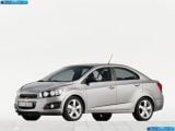 chevrolet_2012-aveo_sedan_1600x1200_011.jpg