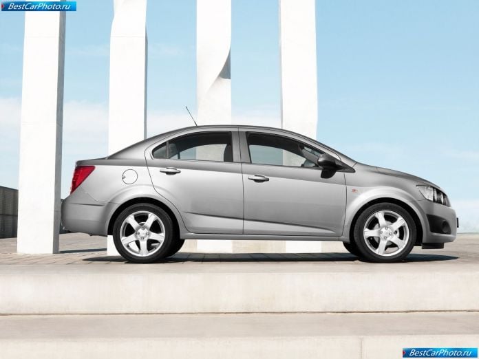 2012 Chevrolet Aveo Sedan - фотография 17 из 55 2012 Chevrolet Aveo Sedan - фотография 17 из 55