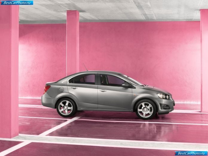2012 Chevrolet Aveo Sedan - фотография 19 из 55 2012 Chevrolet Aveo Sedan - фотография 19 из 55
