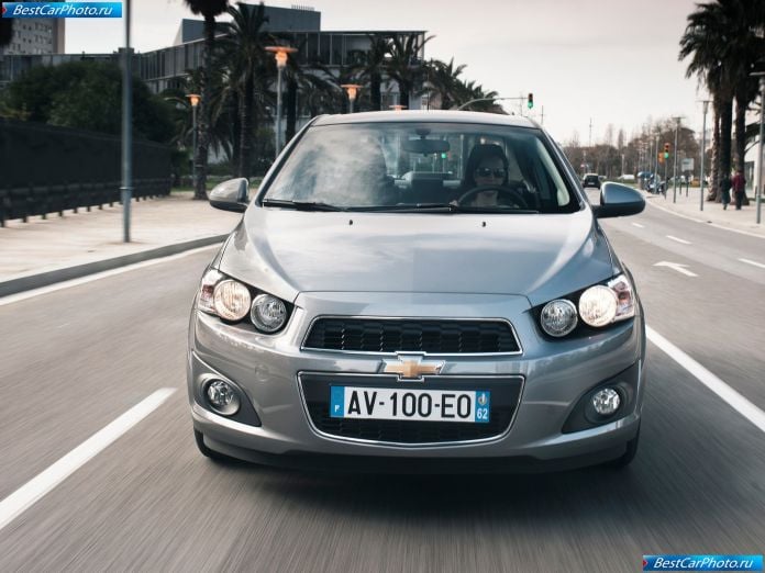 2012 Chevrolet Aveo Sedan - фотография 35 из 55