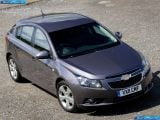 chevrolet_2012-cruze_hatchback_1600x1200_012.jpg