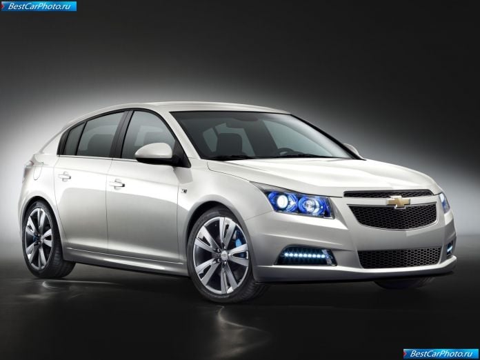 2012 Chevrolet Cruze Hatchback - фотография 48 из 73 2012 Chevrolet Cruze Hatchback - фотография 48 из 73