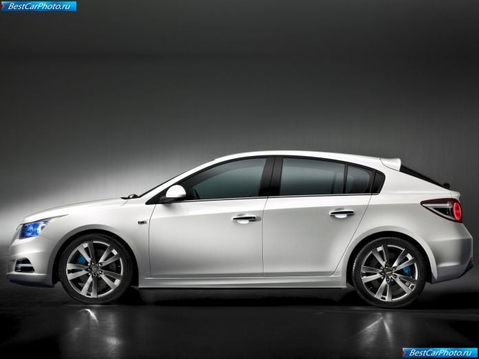 2012 Chevrolet Cruze Hatchback - фотография 49 из 73 2012 Chevrolet Cruze Hatchback - фотография 49 из 73