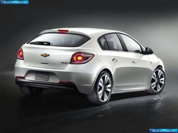 2012 Chevrolet Cruze Hatchback - фотография 50 из 73 2012 Chevrolet Cruze Hatchback - фотография 50 из 73