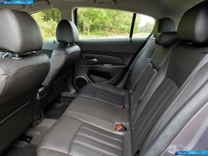 2012 Chevrolet Cruze Hatchback - фотография 54 из 73 2012 Chevrolet Cruze Hatchback - фотография 54 из 73