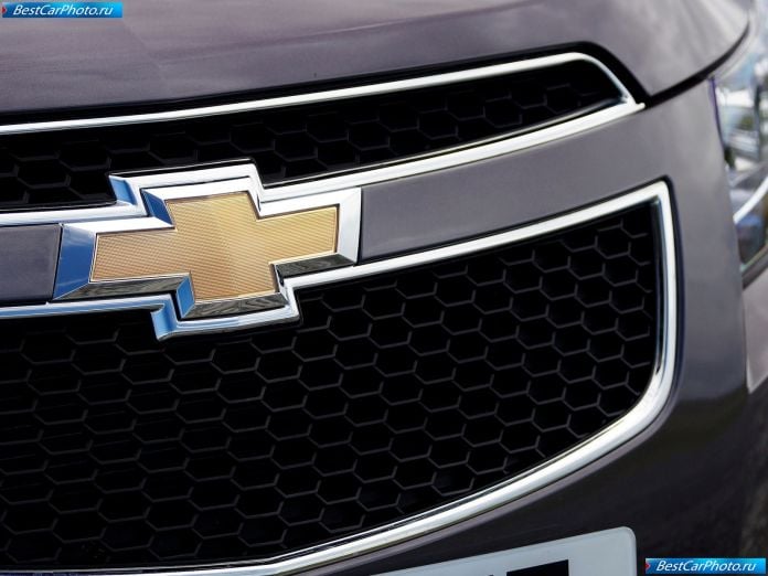 2012 Chevrolet Cruze Hatchback - фотография 64 из 73