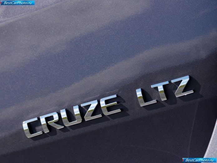 2012 Chevrolet Cruze Hatchback - фотография 67 из 73