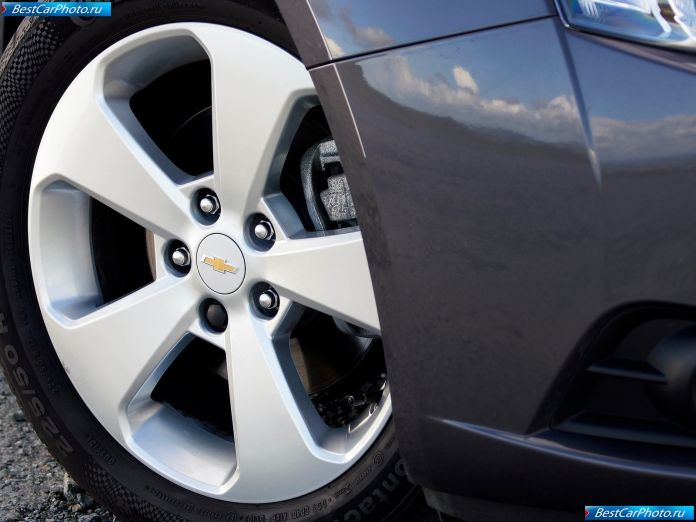 2012 Chevrolet Cruze Hatchback - фотография 68 из 73