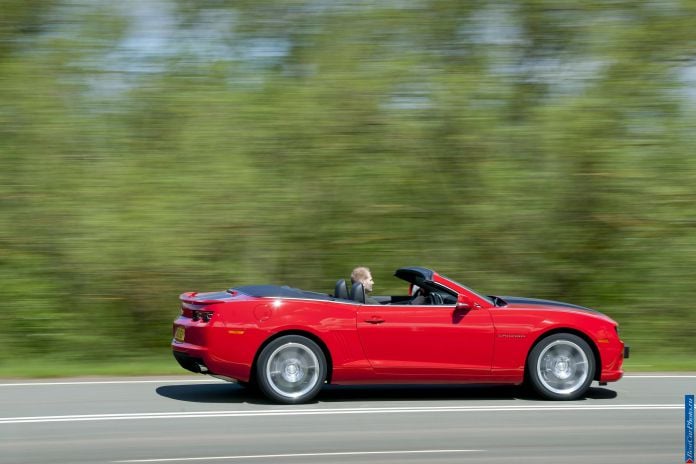 2012 Chevrolet Camaro Convertible EU Version - фотография 2 из 51