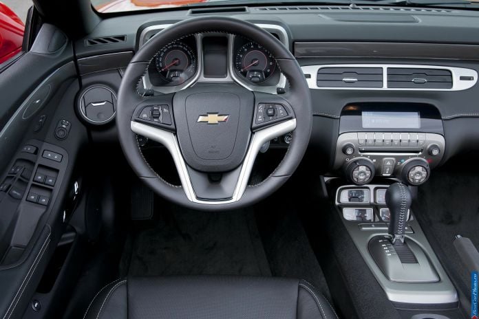 2012 Chevrolet Camaro Convertible EU Version - фотография 8 из 51