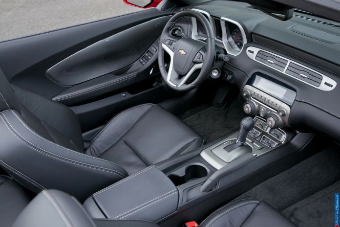 2012 Chevrolet Camaro Convertible EU Version - фотография 13 из 51