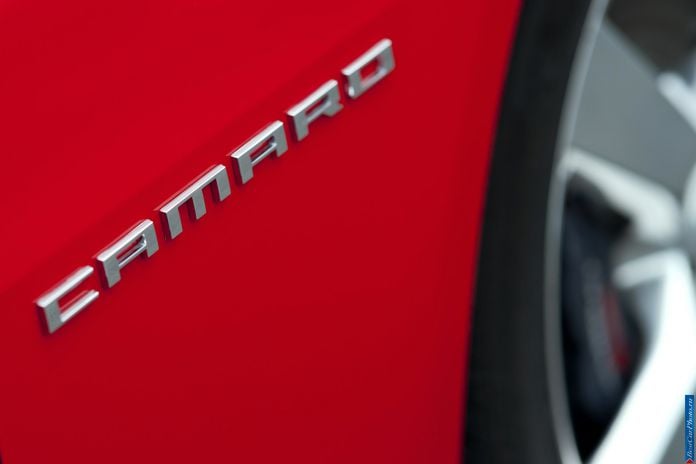 2012 Chevrolet Camaro Convertible EU Version - фотография 41 из 51