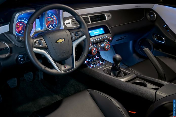 2012 Chevrolet Camaro EU Version - фотография 32 из 99