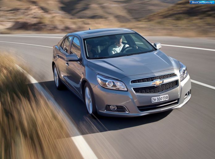 2013 Chevrolet Malibu - фотография 11 из 115