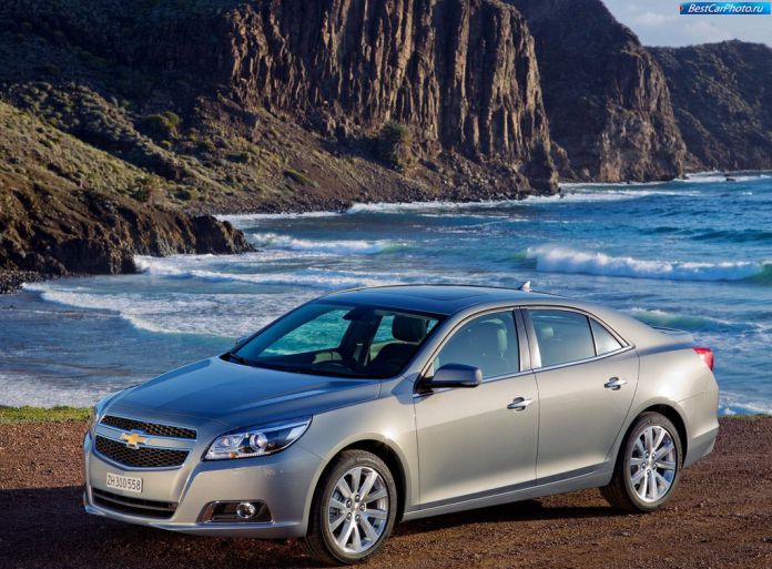 2013 Chevrolet Malibu - фотография 15 из 115