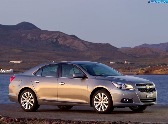 2013 Chevrolet Malibu - фотография 17 из 115