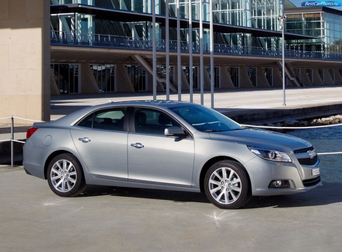 2013 Chevrolet Malibu - фотография 36 из 115