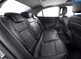 chevrolet_2013-malibu_1024x768_088.jpg
