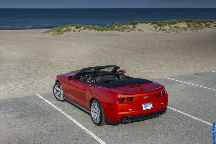 2013 Chevrolet Camaro ZL1 Convertible - фотография 10 из 70 2013 Chevrolet Camaro ZL1 Convertible - фотография 10 из 70