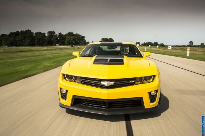 2013 Chevrolet Camaro ZL1 Convertible - фотография 14 из 70 2013 Chevrolet Camaro ZL1 Convertible - фотография 14 из 70