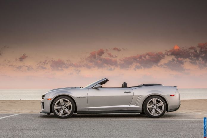 2013 Chevrolet Camaro ZL1 Convertible - фотография 39 из 70 2013 Chevrolet Camaro ZL1 Convertible - фотография 39 из 70
