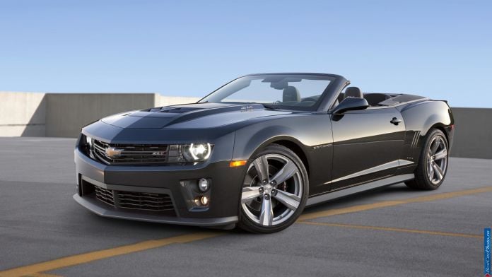 2013 Chevrolet Camaro ZL1 Convertible - фотография 45 из 70